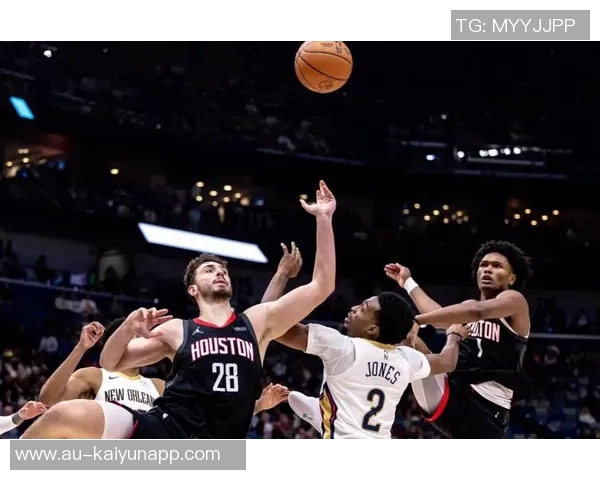 鹈鹕主帅寄望费尔斯在攻防两端持续展现冲击力并期待其不断成长